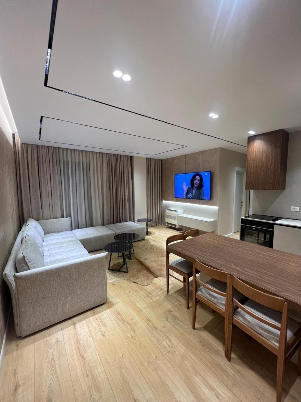 Apartment Lux